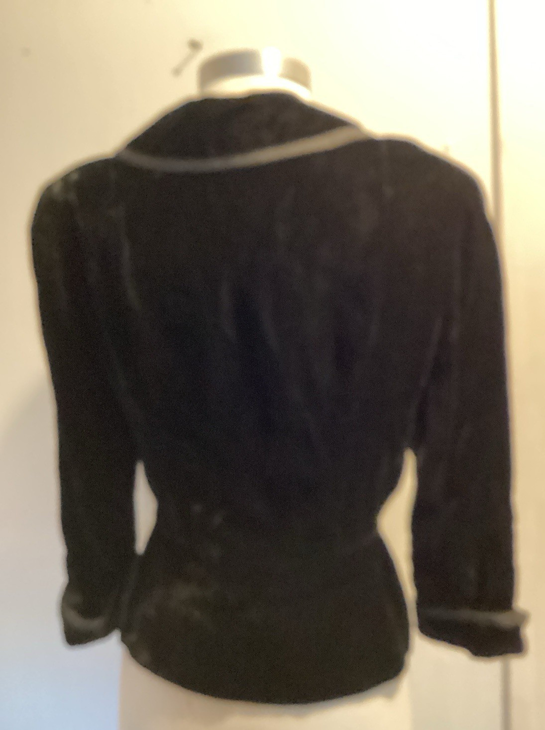 vintage 40’s rayon velvet rhinestone jacket sz S