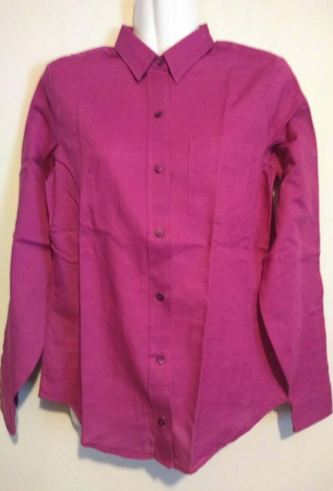 Vintage Classic Elegance Women’s Rasberry Long Sleeve Button Front Shirt Size 8