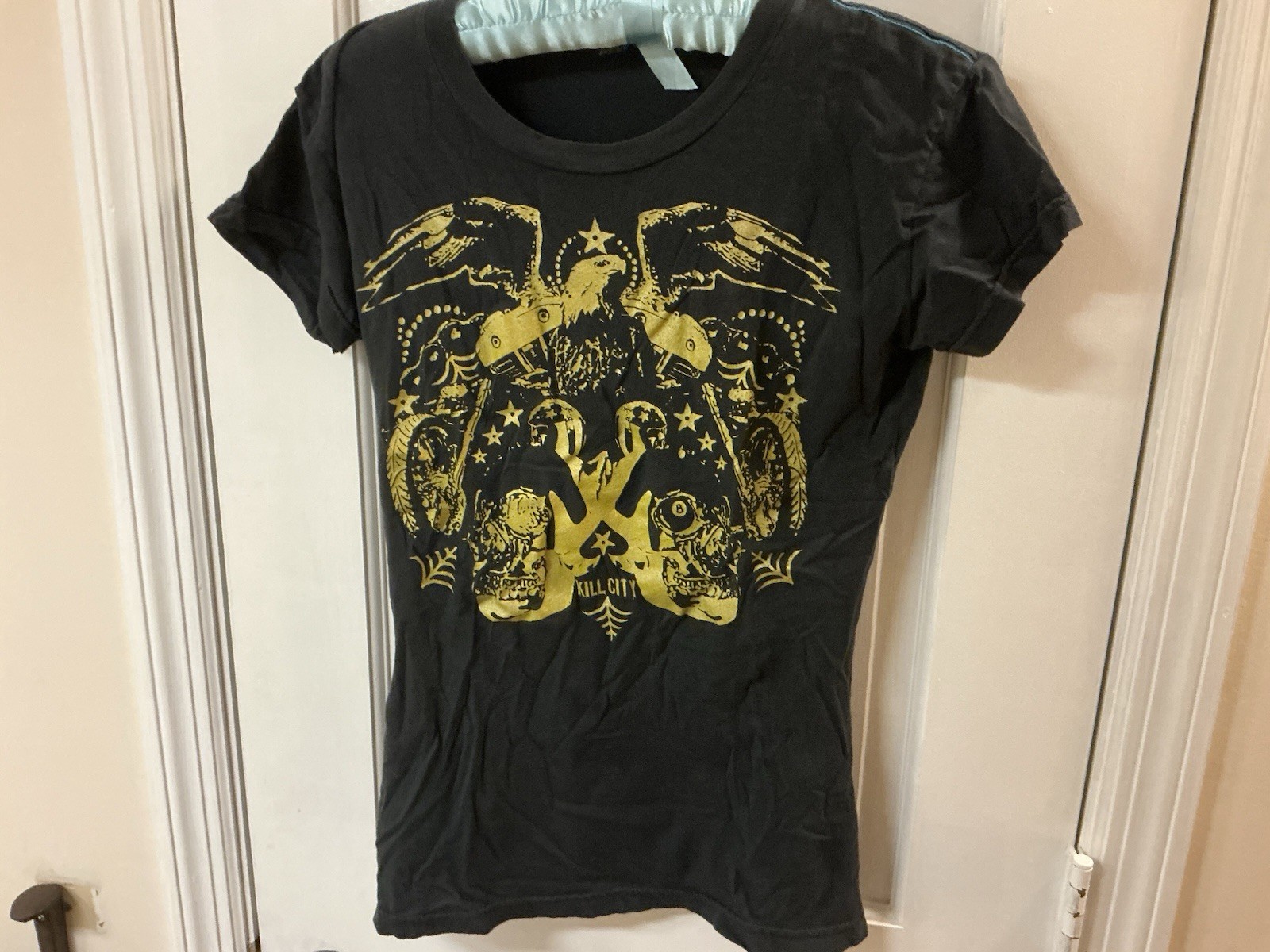 Vintage Y2K Grunge Woman’s Kill City Skulls Motorcycle Eagle 8 Ball Shirt Nice!