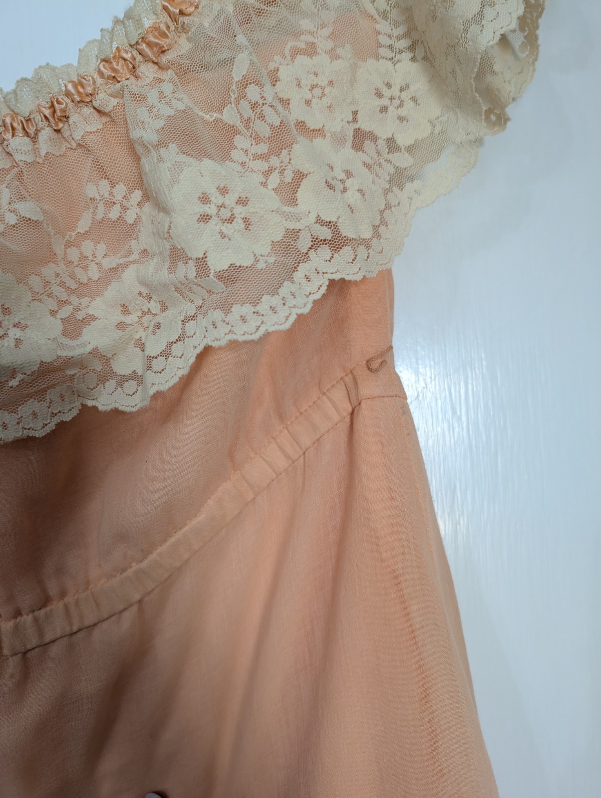 Vintage Peach Lace Prairie Maxi Dress Off Shoulder Ruffle Tiered XS S 70s Style