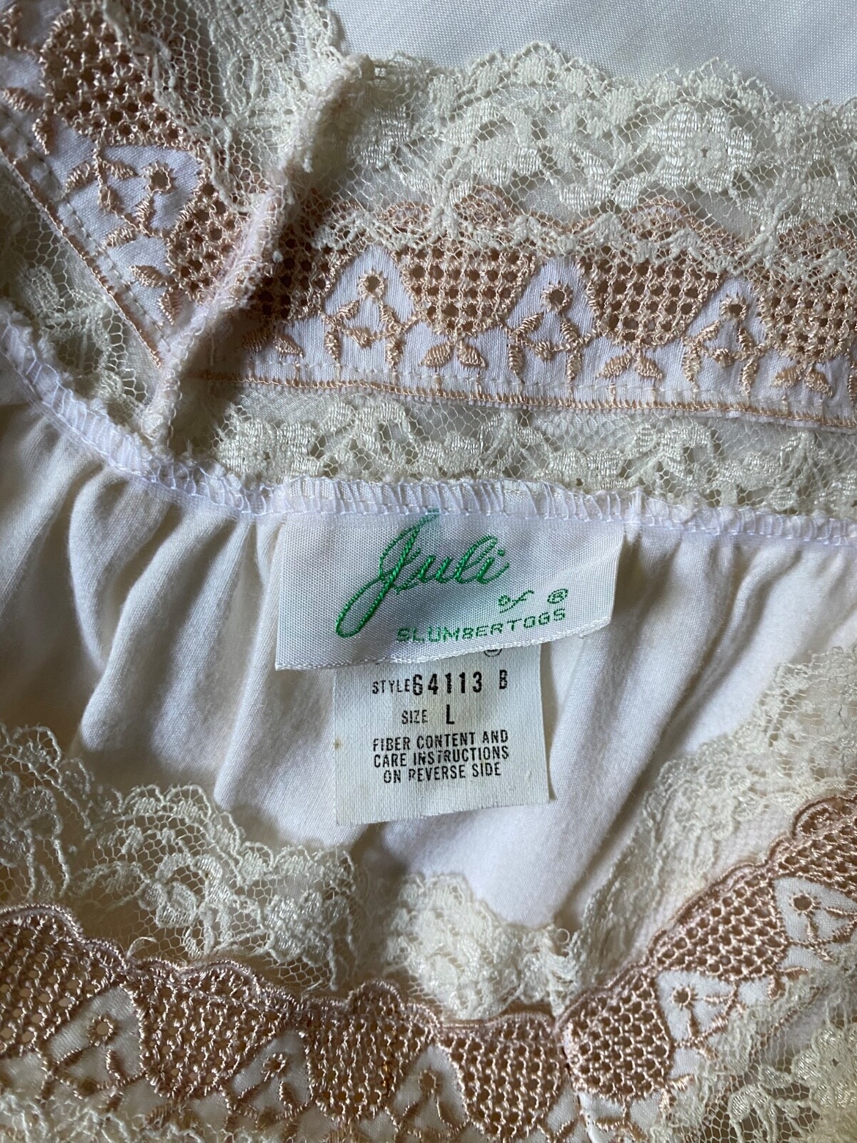 NWT ~ Vintage Juli of Slumbertog’s Satin Lace Long Sleeve Nightgown Large ~ USA