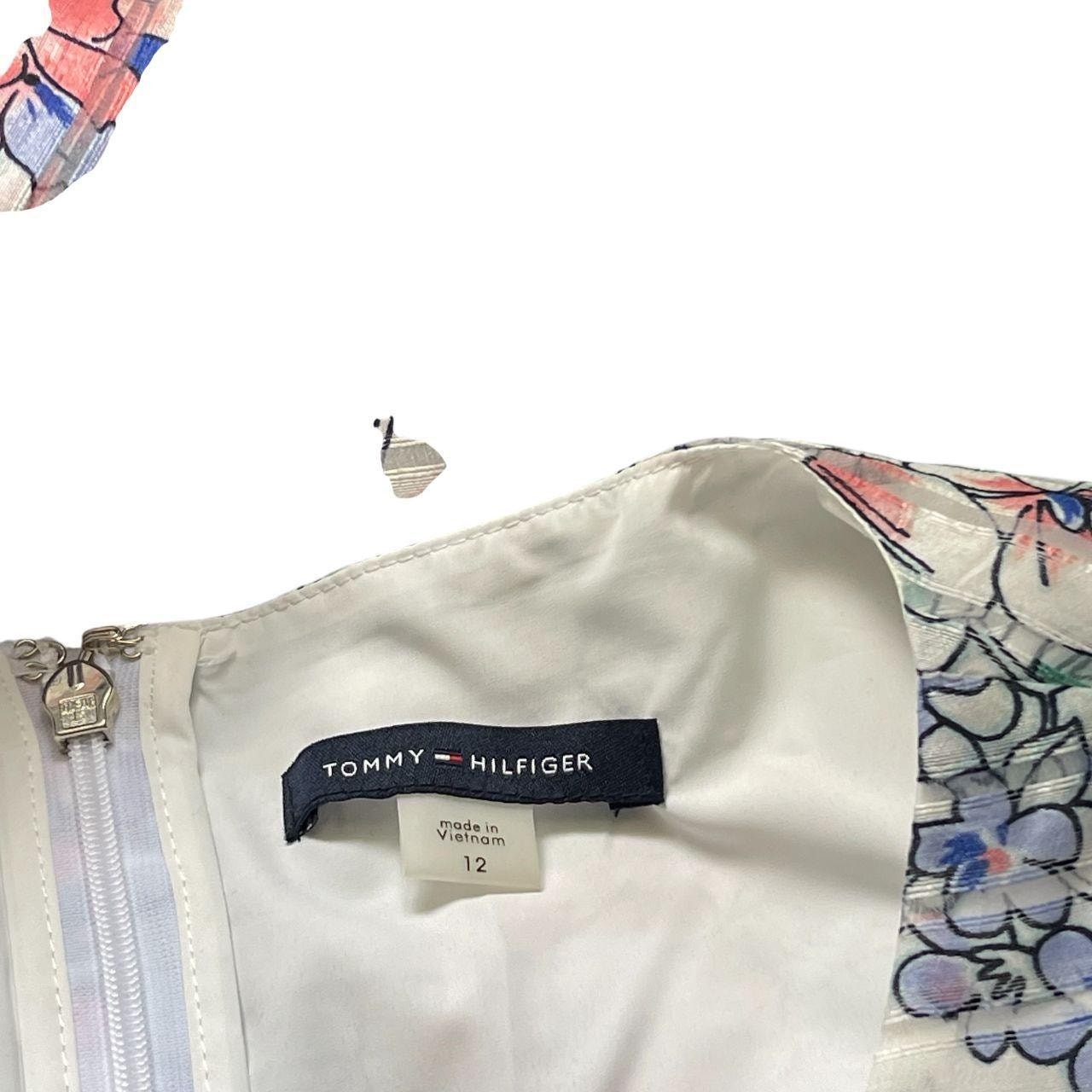 Tommy Hilfiger Floral Pleated Dress: 90s, Y2K
