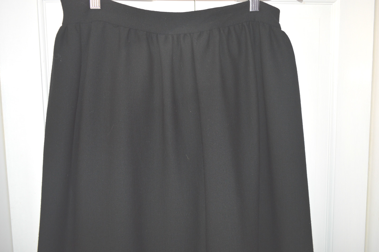 VINTAGE SKIRT LONG LENGTH BLACK FRINGE HEM SEQUIN ACCENTS 1970’s 28″ WAIST
