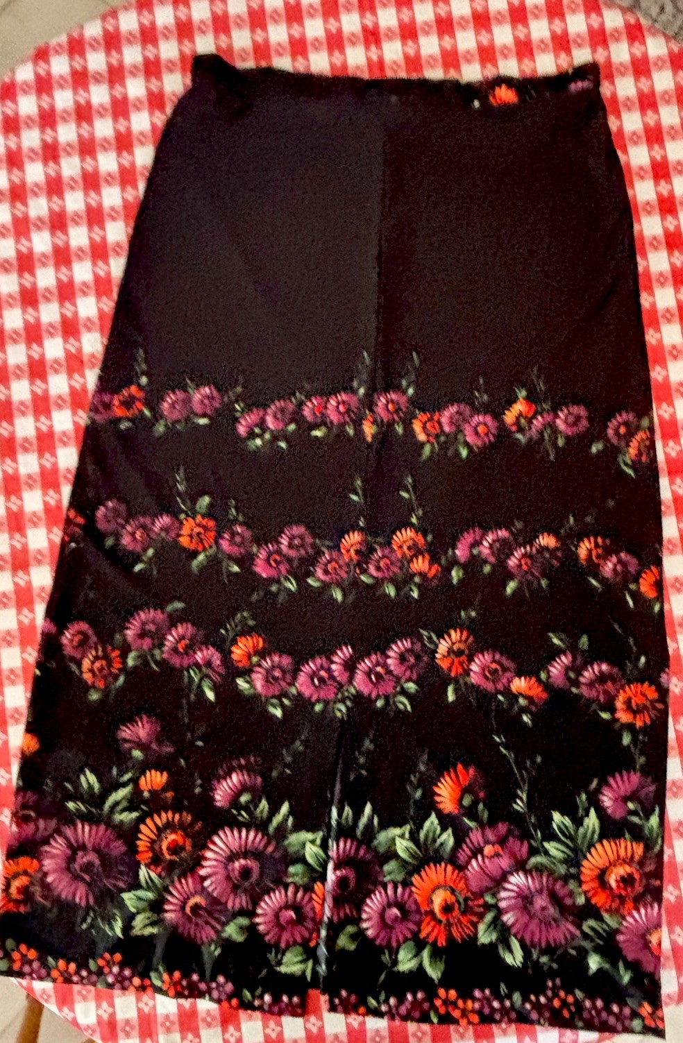 Vintage 1960’s Empress Of Dallas Long Skirt Black Large/XL