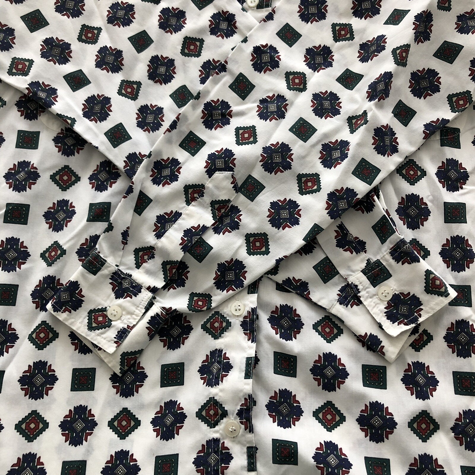Southwestern Print Shirt Button Down Poly-Cotton Blend Pennylane Med Vintage