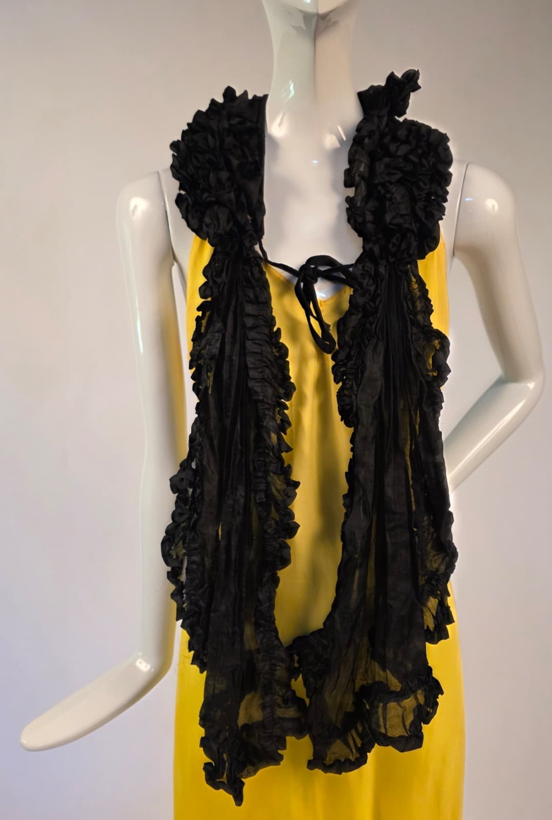 VICTORIAN 19TH C BLACK SILK VOILE RUFFLED NECKTIE SCARF FOR DRESS