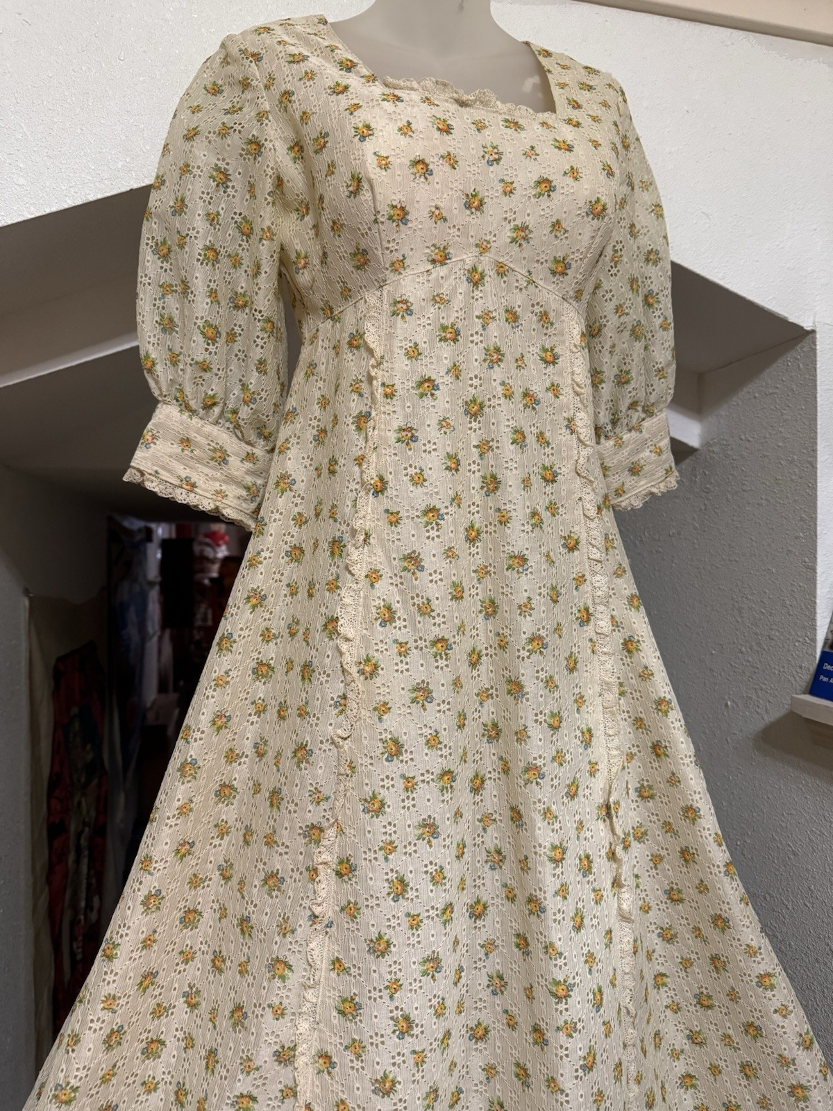 FABULOUS VTG Homemade Dress Floral Lace Cottage Core Prairie SMALL High Waist