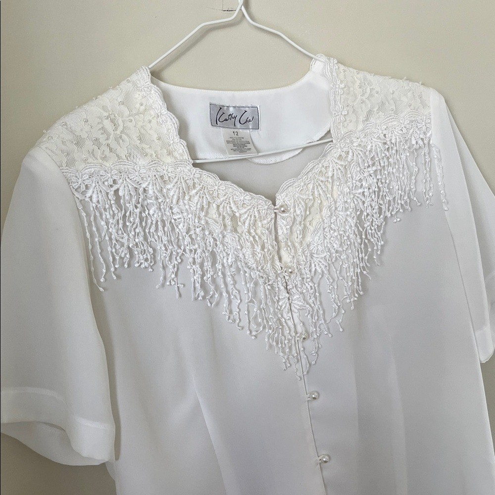 Vintage casual cocktail feminine Chic White Fringe Blouse size 12