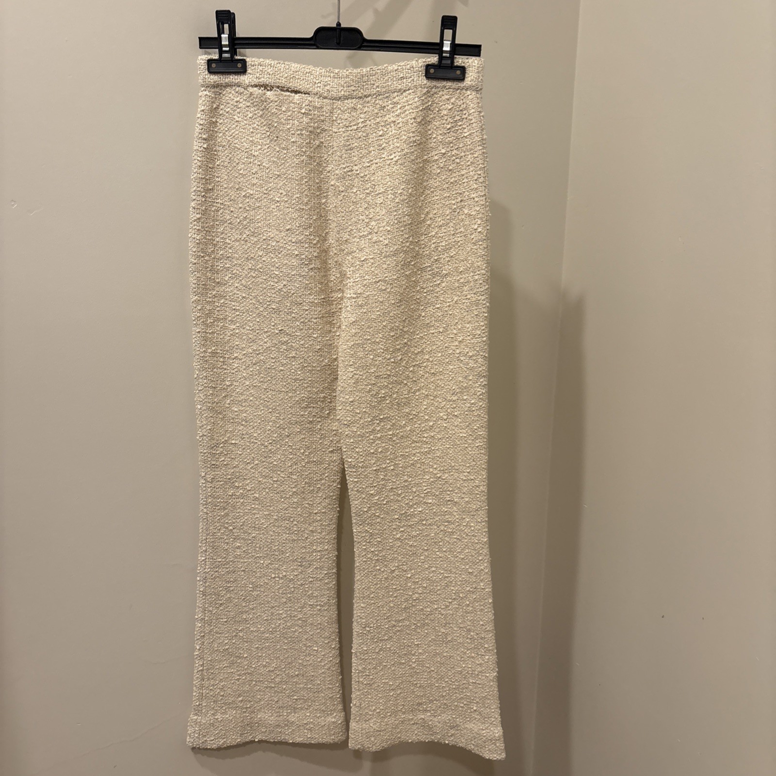 ST. JOHN ivory/ecru beige boucle straight leg pants Size S AS IS