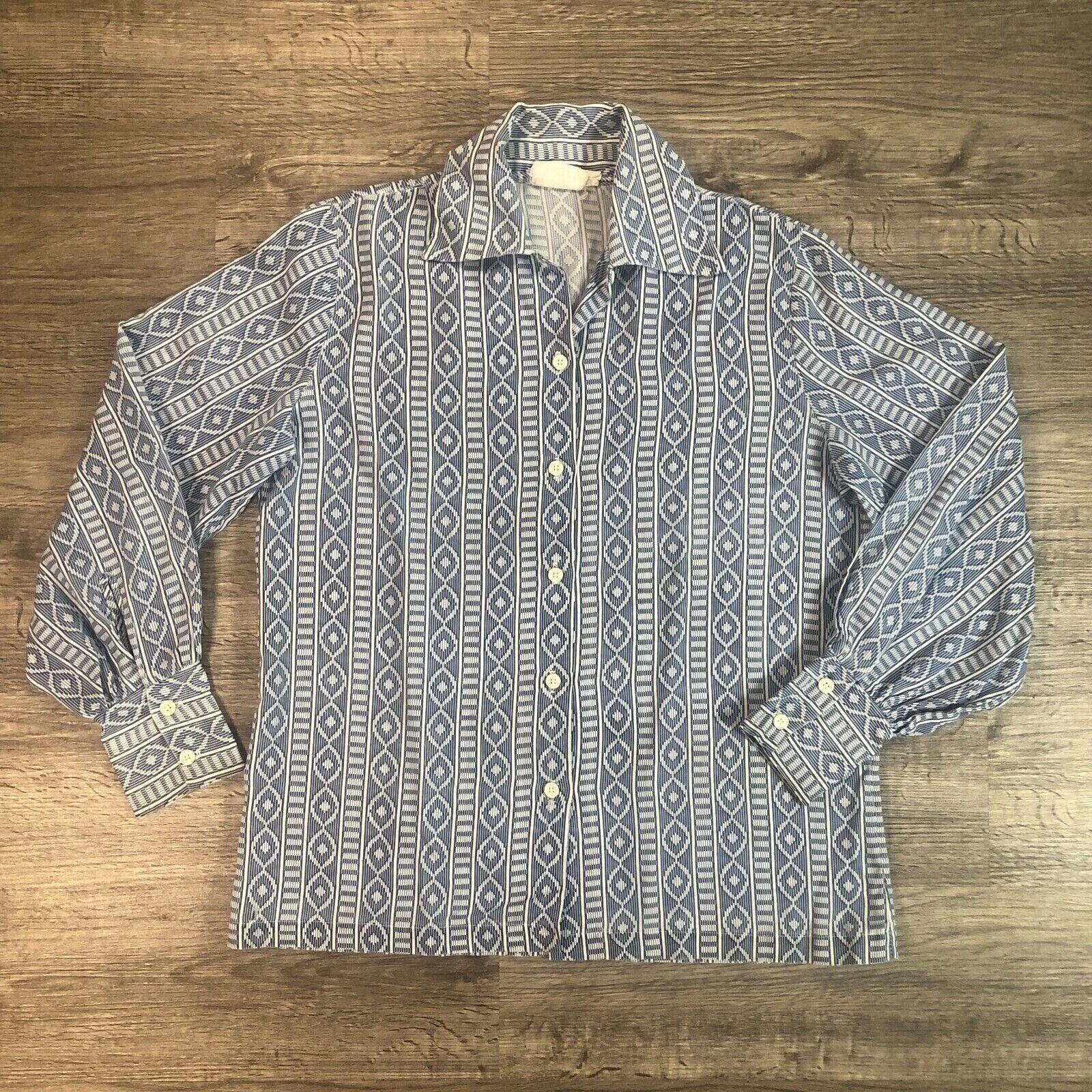Vintage Retro Permanent Press Blue White Geometric Pattern Long Sleeve Blouse