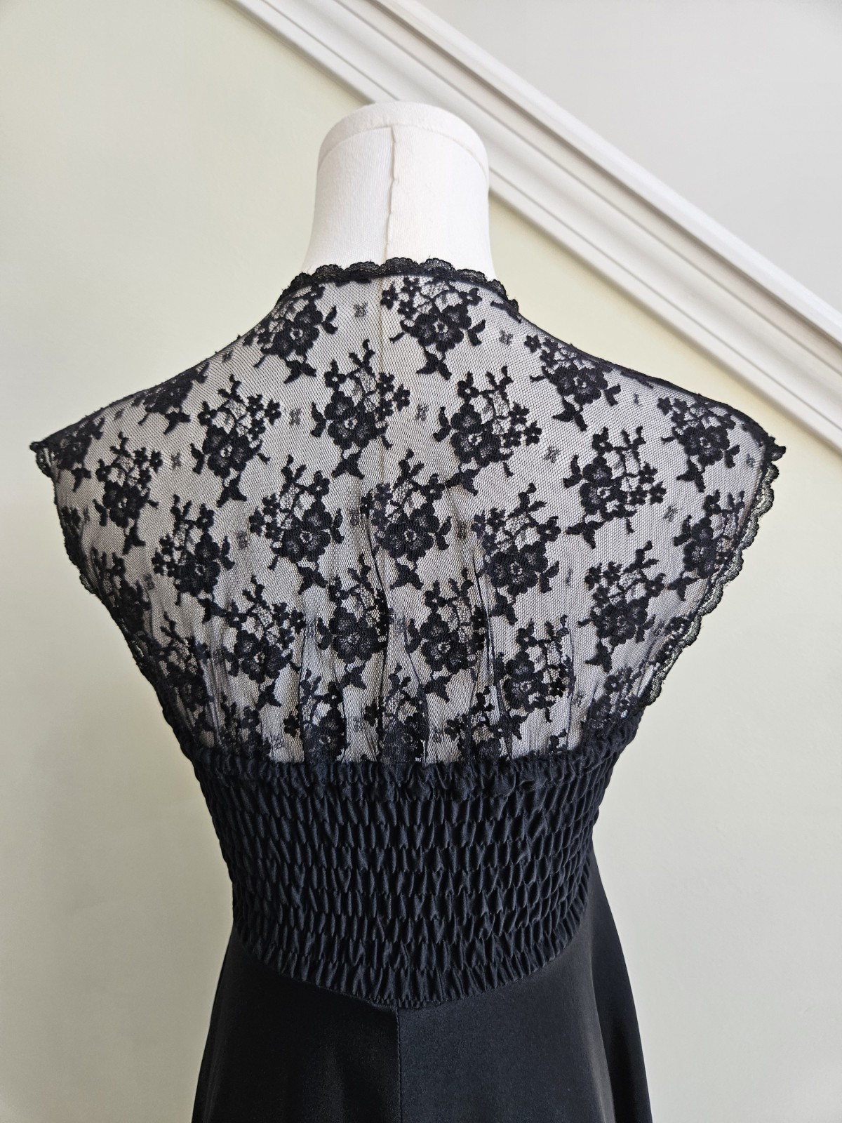 Vintage 1970s Jody T Of California Black Lace Midi Dress Ruched Lace Up Goth XS