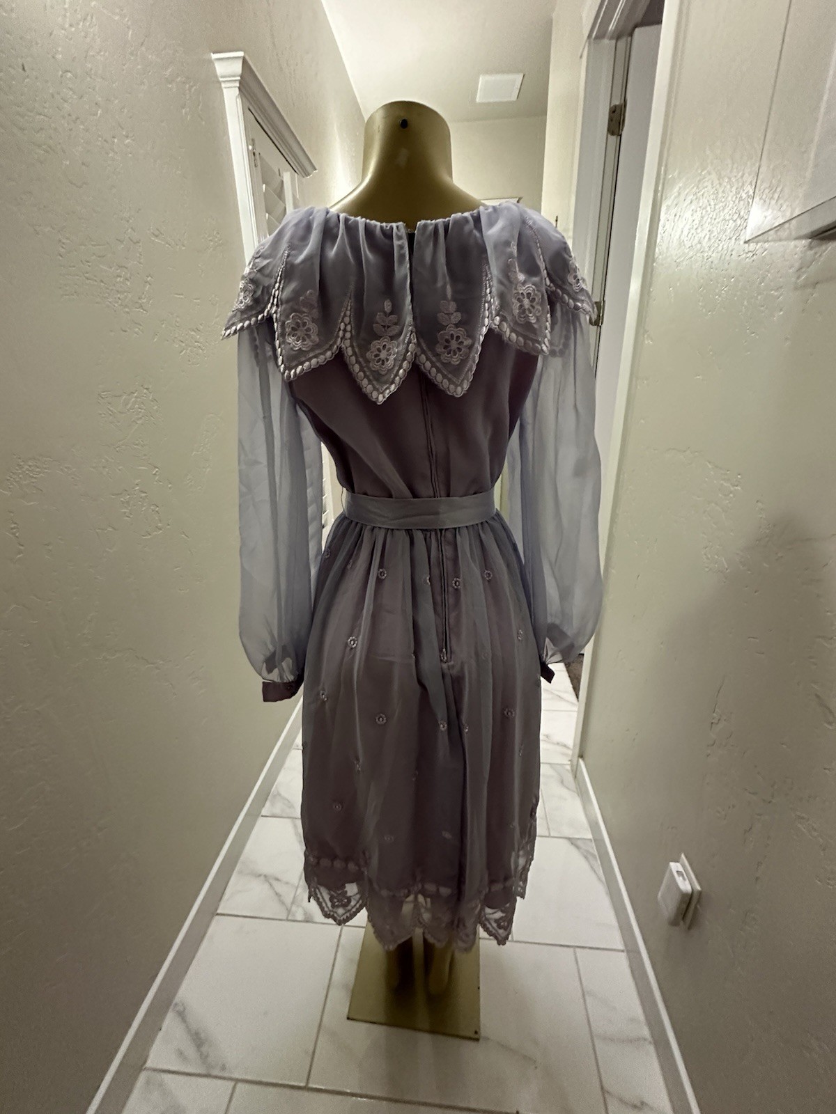 Vintage Noel Sophisticates Light Purple Lilac Prairie Lace Dress