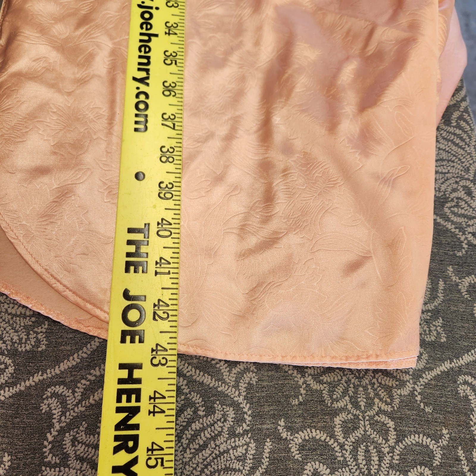 Vintage Vanity Fair Nightshirt Peach Pink Satin Floral Jacquard Button Front M