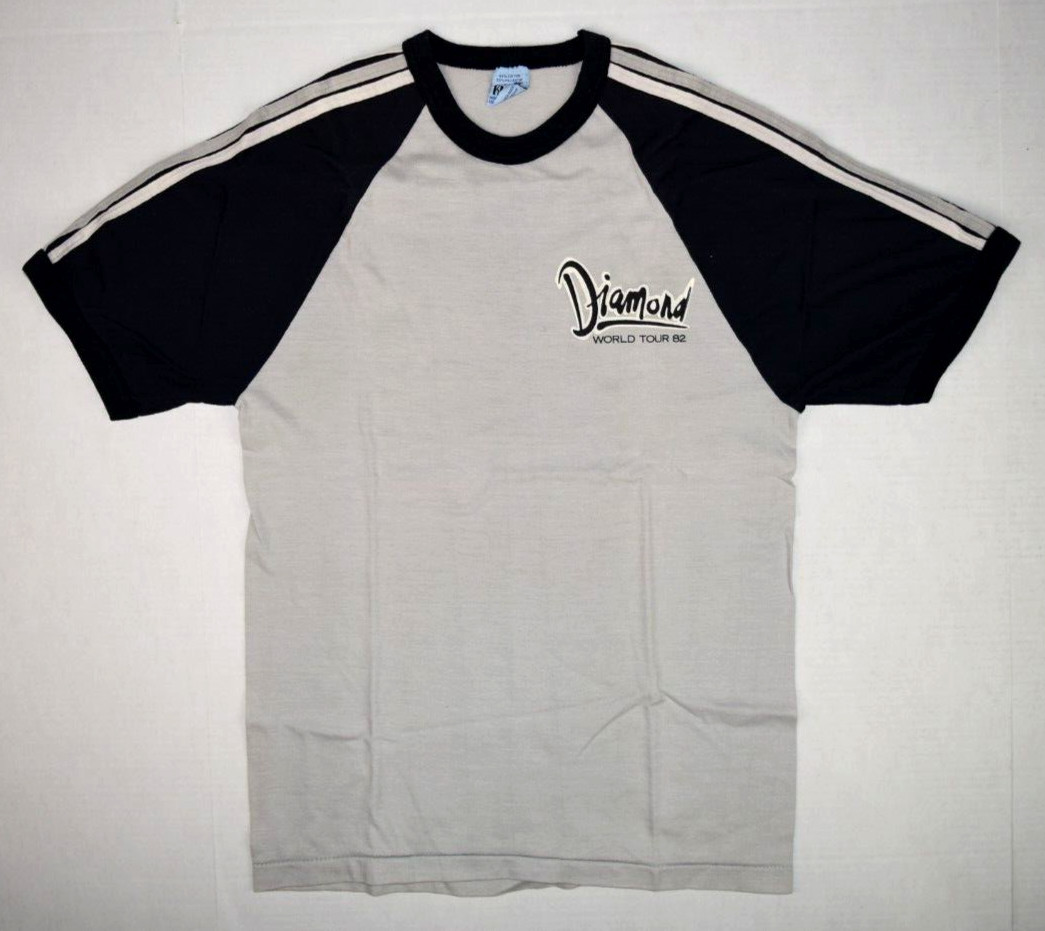 Vintage T-Shirt Neil Diamond Size S 1982 World Tour 2 Tone Raglan Single Stitch