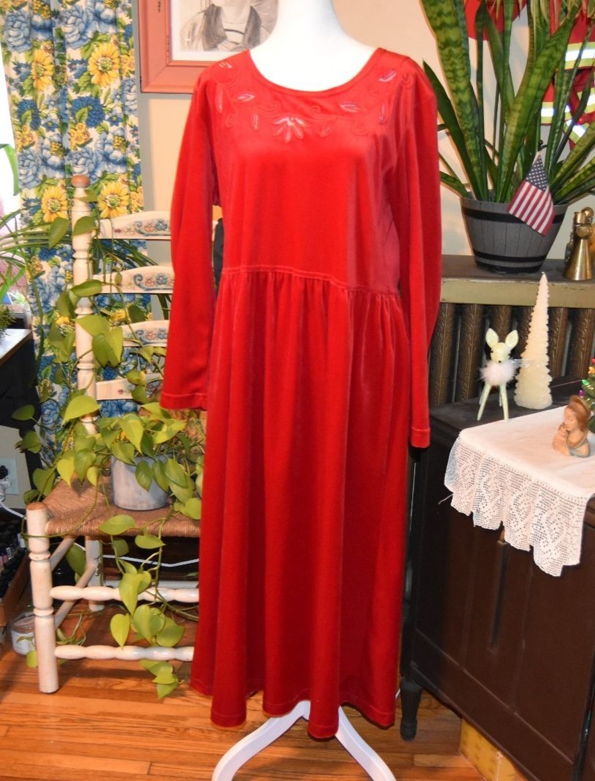 Vintage 90s Studio Ease Red Velvet Long Sleeve Empire Waist Dress Size Large