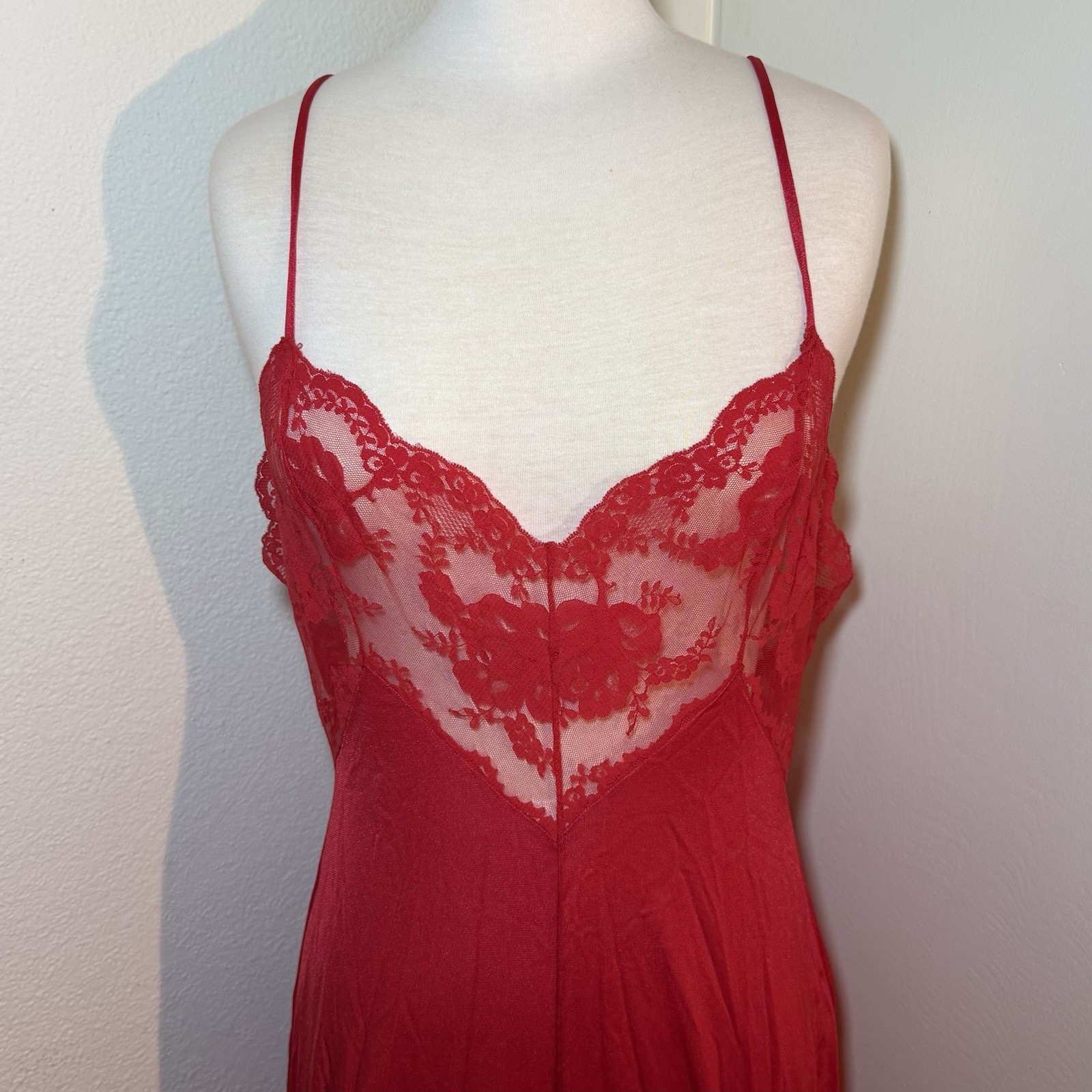 VTG 80’s Red Satin Nylon & Lace Nightgown Maxi Full Sweep Flare Thin Strap MED