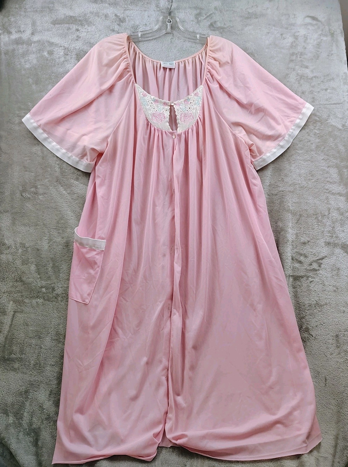 VINTAGE KELLY REED PINK ROBE Size 26W Night Gown Embroidered