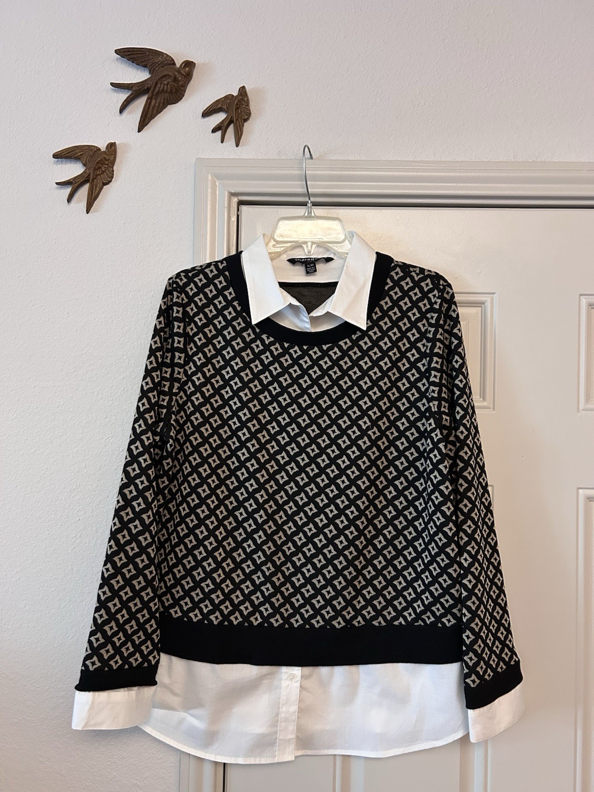 Vintage Sharagano Black & Gold Knit Sweater White Collar Cuffs ~ Womens XL