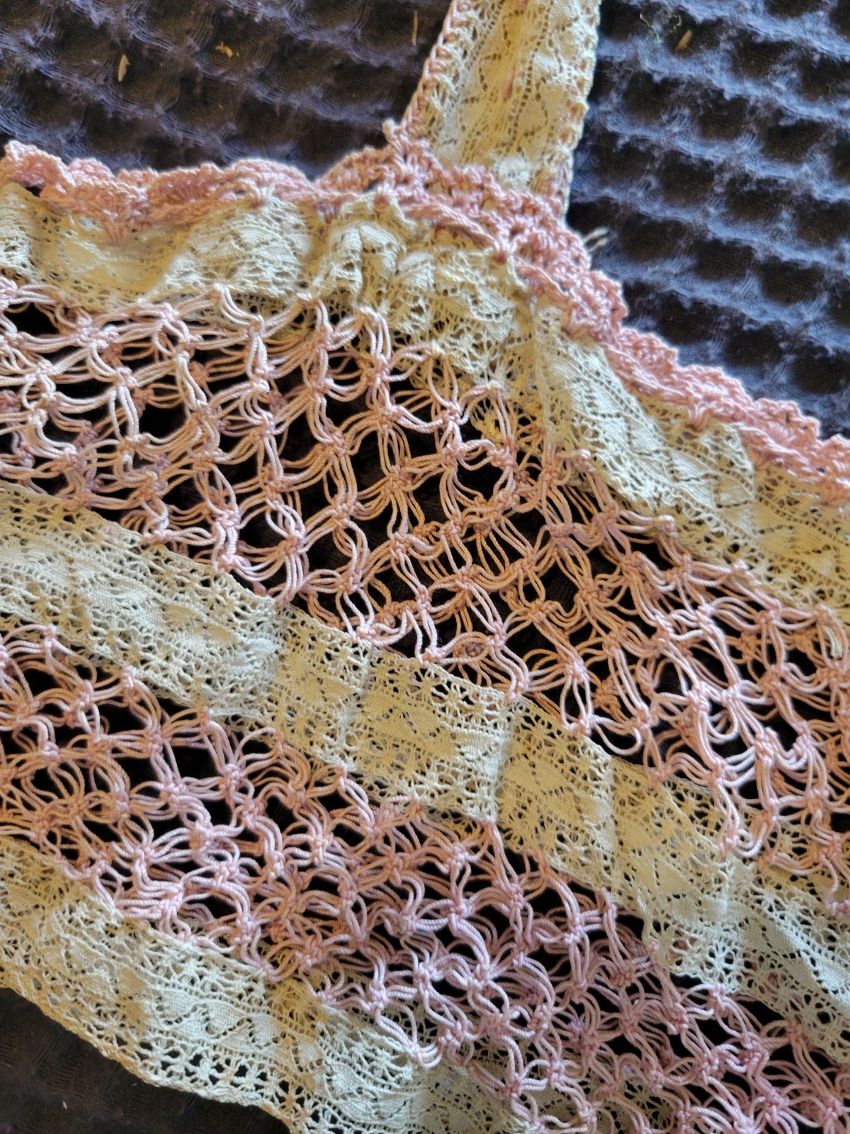 ANTIQUE VICTORIAN CROCHETAND LACE HANDMADE TINY DELICATE BRALETTE 1920s 30s XS