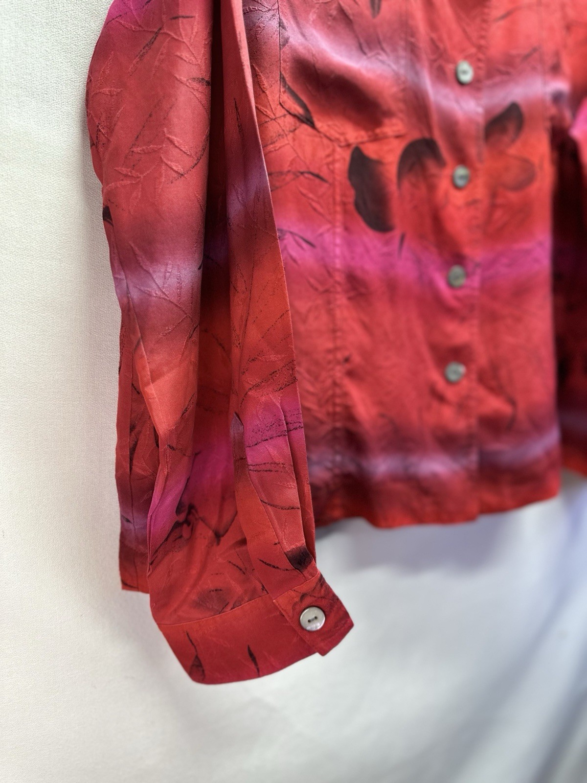 Chico’s Design Vtg 1990’s 100% Silk Red Ombre Watercolor Strip Wearable Art Sz L