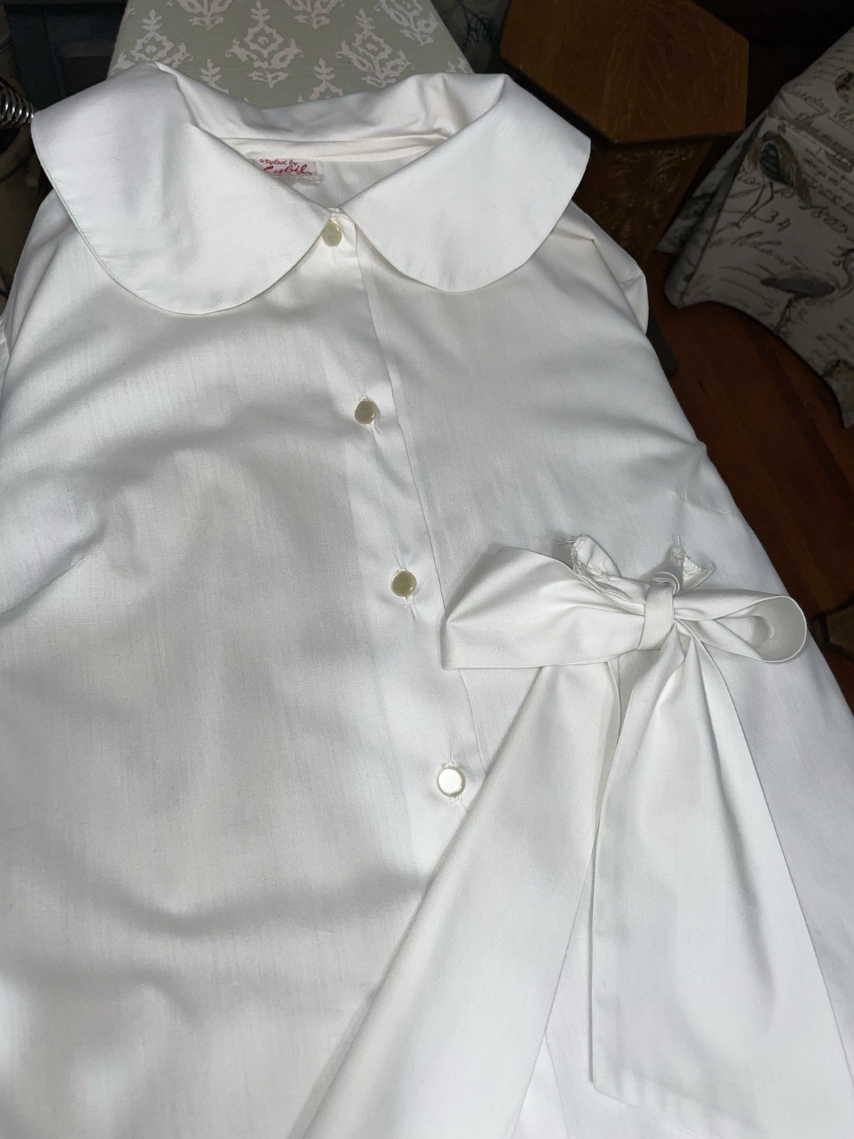 Vintage Sybil White 3/4 Sleeve Blouse Round Collar Detachable Sash Tie Front