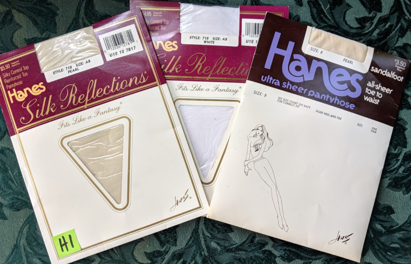 Vintage Stockings 3pr Pantyhose Nylons Hanes 718 885 AB 1980’s #H1