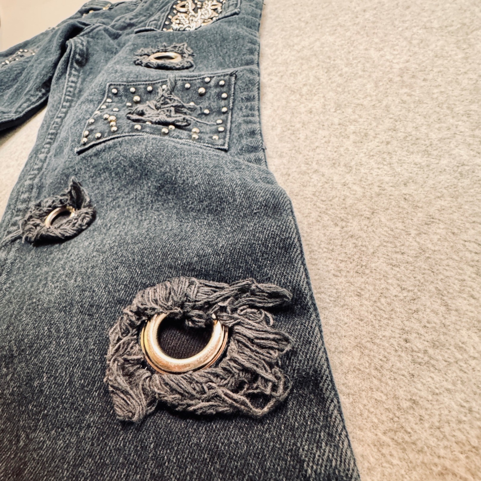 Y2K Embellished Jeans Studded Patched Denim Vintage 90s Speed Grungecore SZ 8