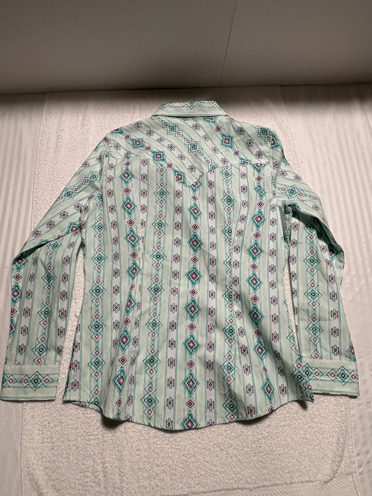 Wrangler Retro Women’s L western Pearl Snap Shirt Aztec Turquoise Southwestern