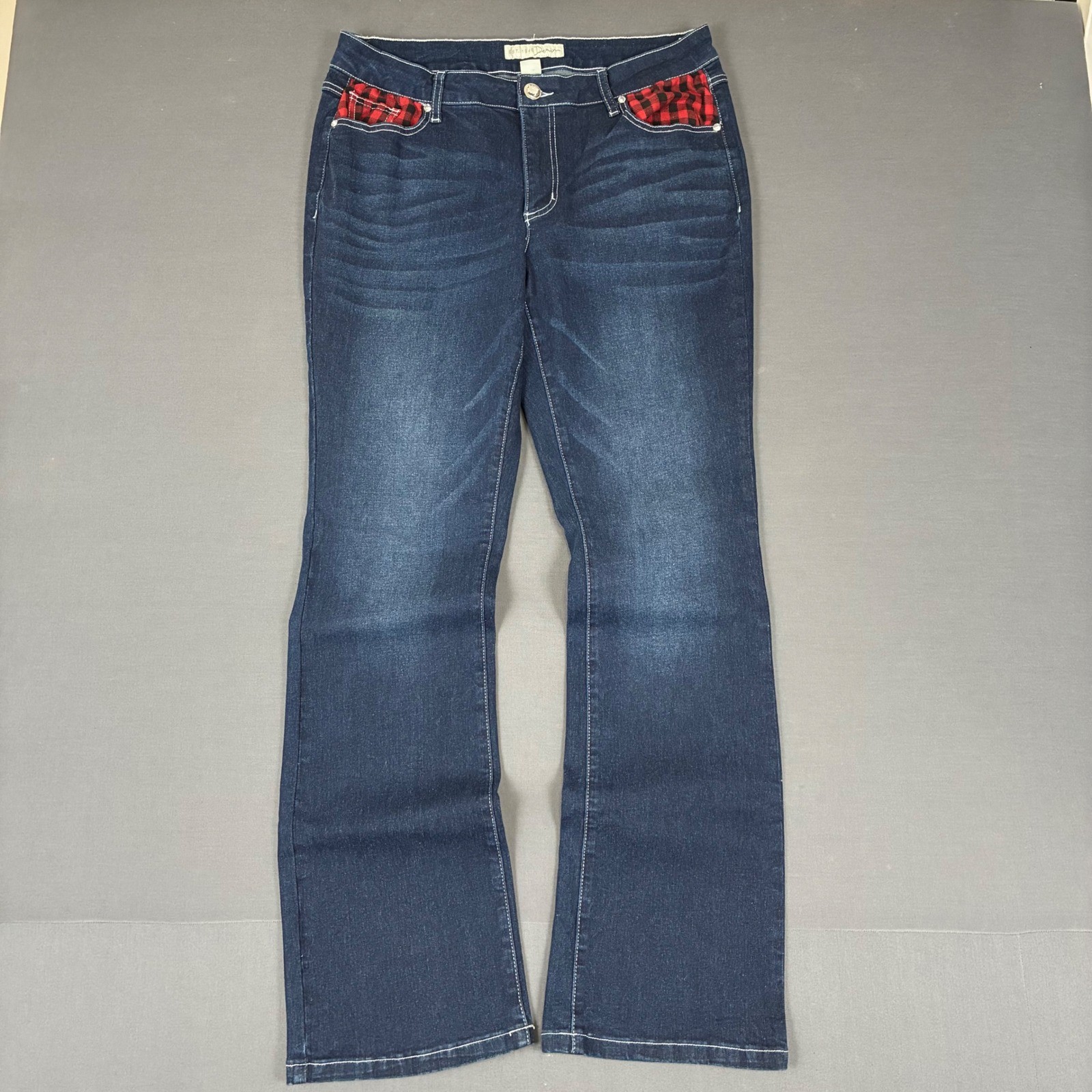 C’ EST 1946 Denim Curvy Flared Jeans Women’s Size 10 (32×31) Plaid Pockets Y2K