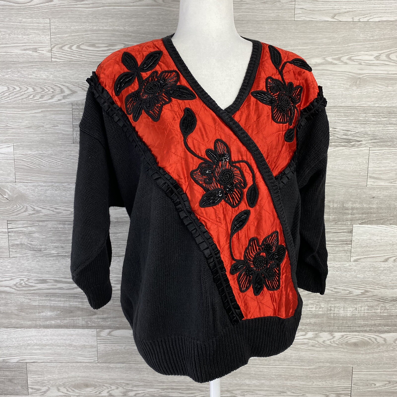 VTG 80s Bonnie and Bill by Holly Pullover Sweater Size M Black Red Beaded Floral