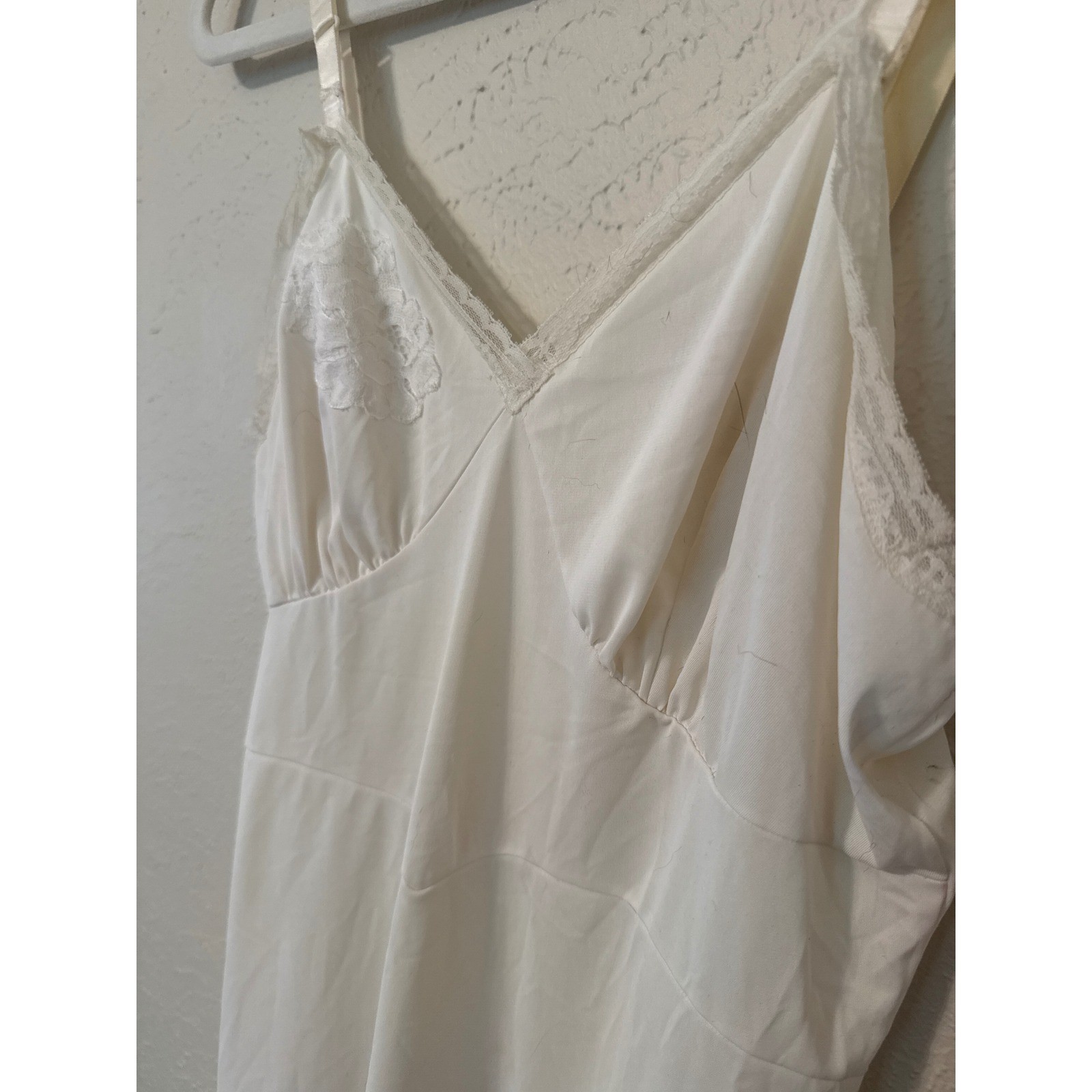 Vintage Shadowline White Nylon Antron III Full Slip Lace Trim 34 Short