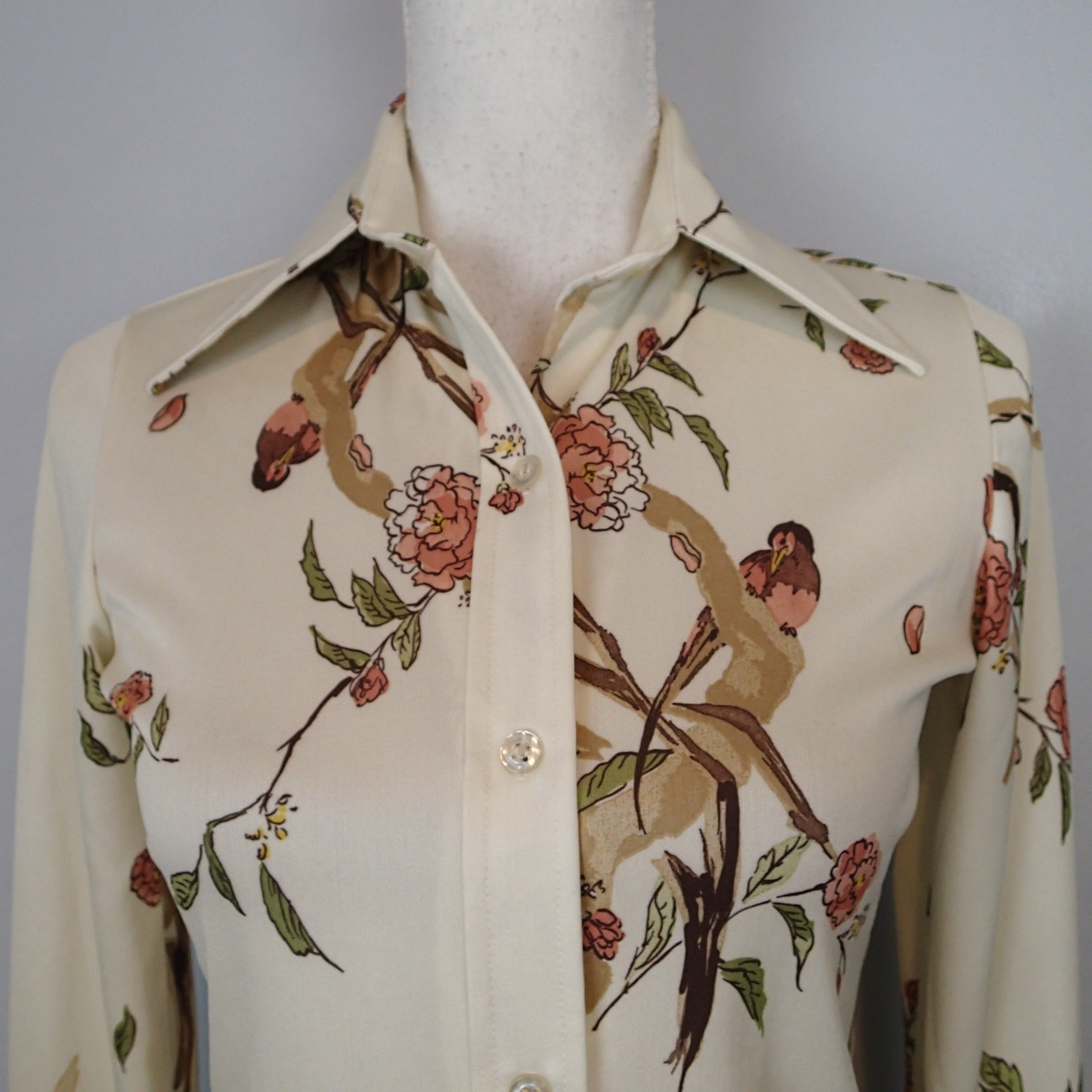 70’s VTG Women’s Knit Editions by Ship 'N Shore AOP Birds floral Blouse sz 8 top