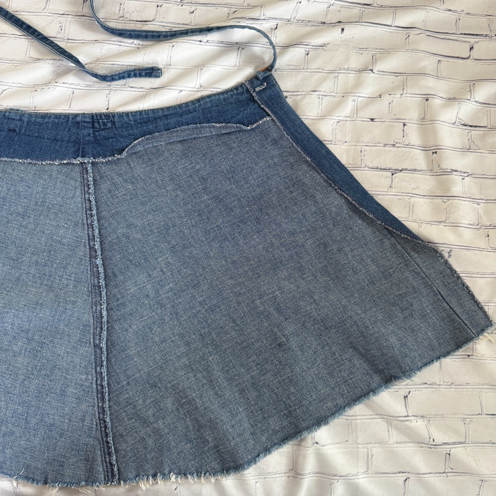 70s vintage UFO JEANS Denim Cut-off Wrap Mini Skirt USA NY American Flag Patch