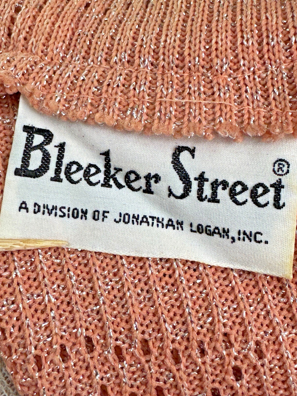 VTG 60s Bleeker Street Hostess SMALL Mod Dress Textured Poly Knit Sparkly w Belt