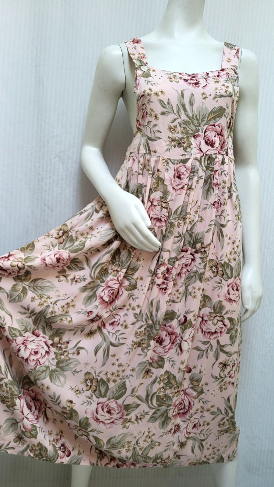 Vintage Moda Int’l Pink Cabbage Rose Print Rayon Jumper Dress – Size S