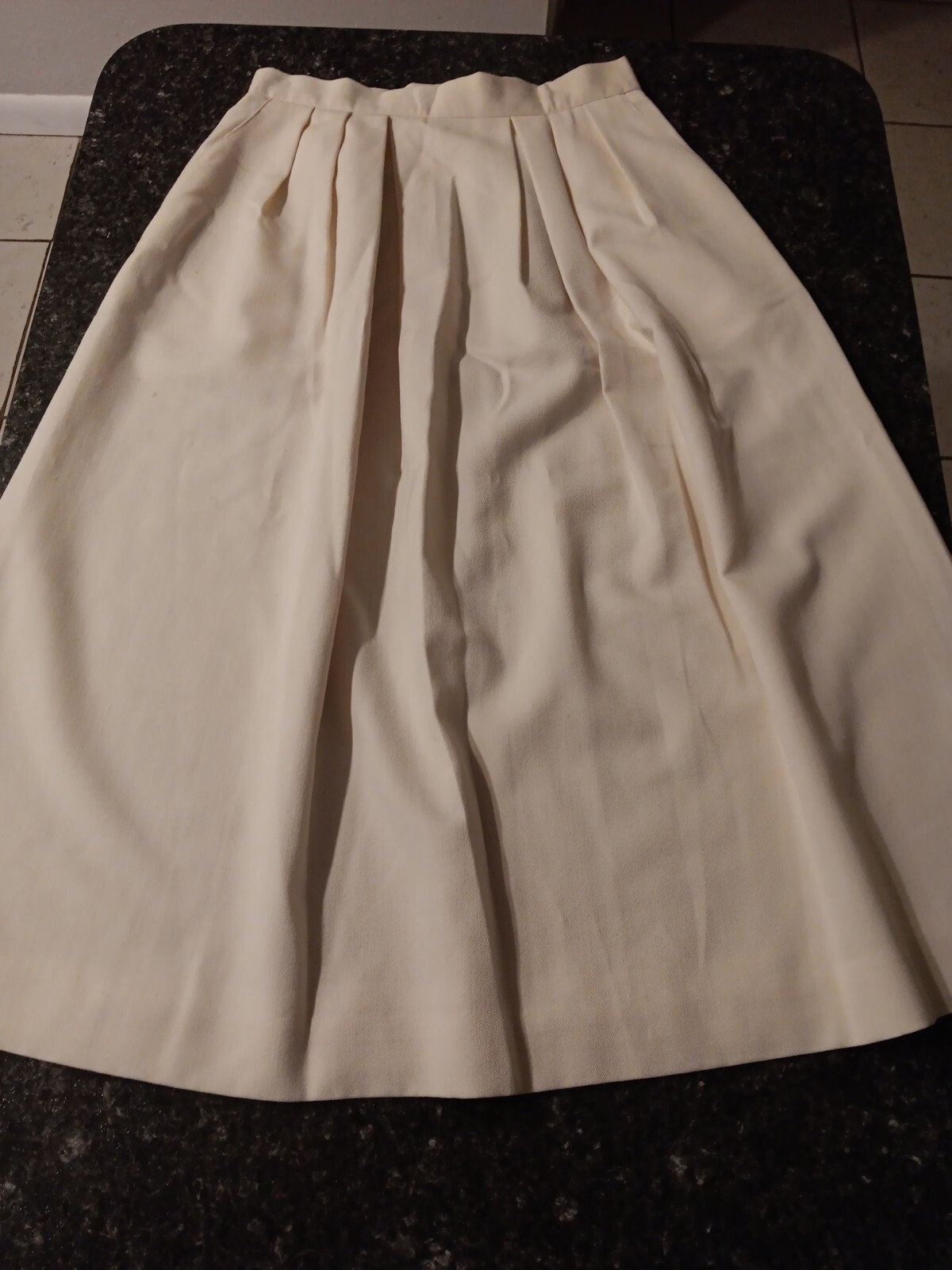 Vintage 70s Counterparts Cream Tuck Pleat Skirt Sz 4