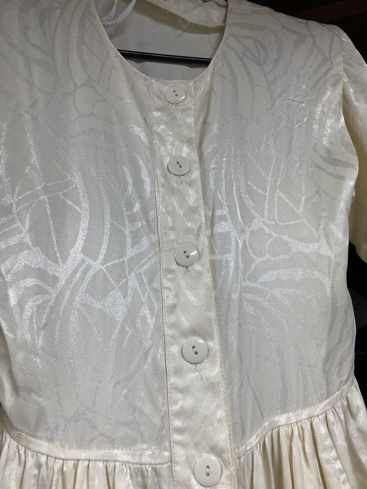 Vintage 90s  White Cream Silk-like Dress.size 3 buttons down the front 