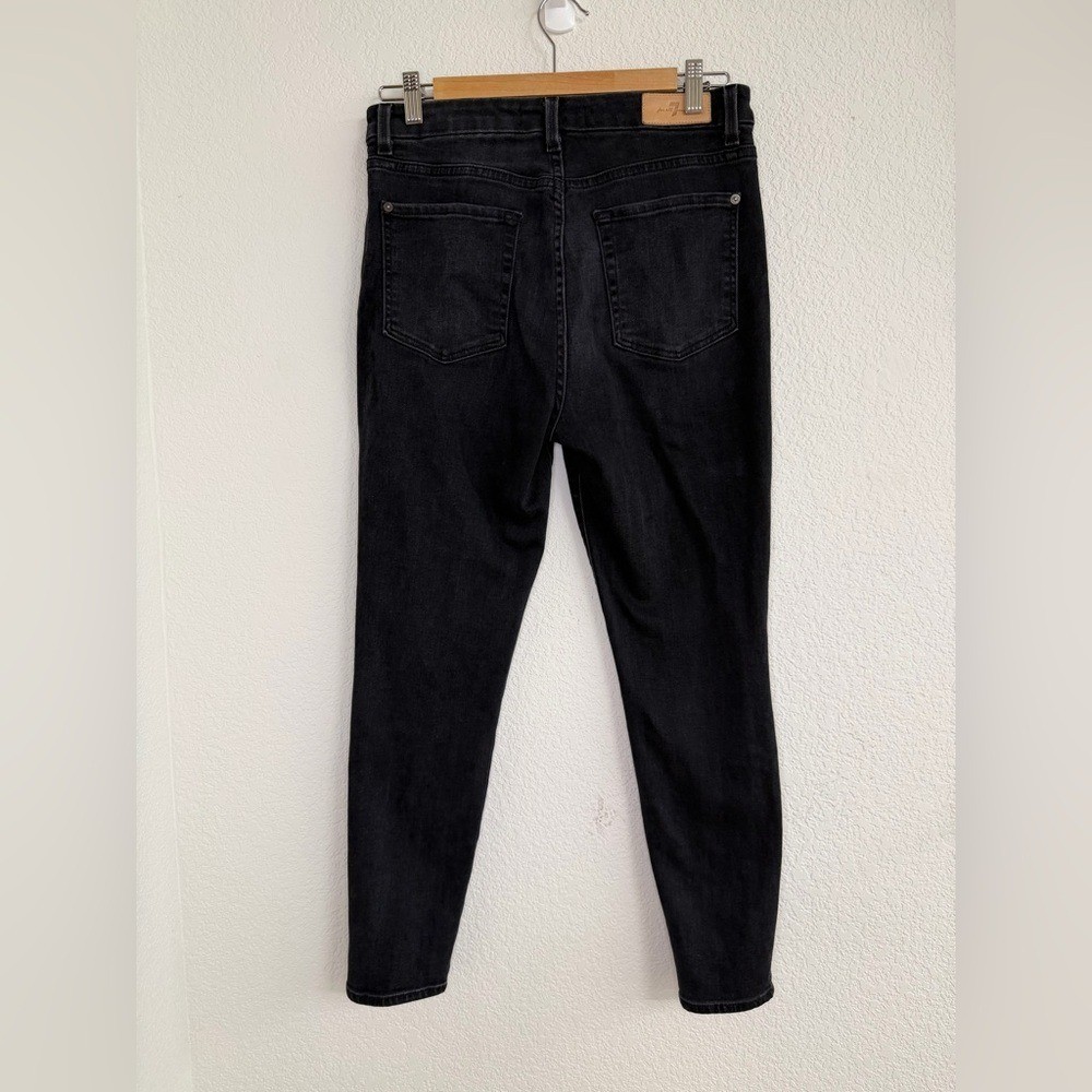7 For All Mankind Luxe Vintage Aubrey Snake Print High Waist Black Jeans Size 28