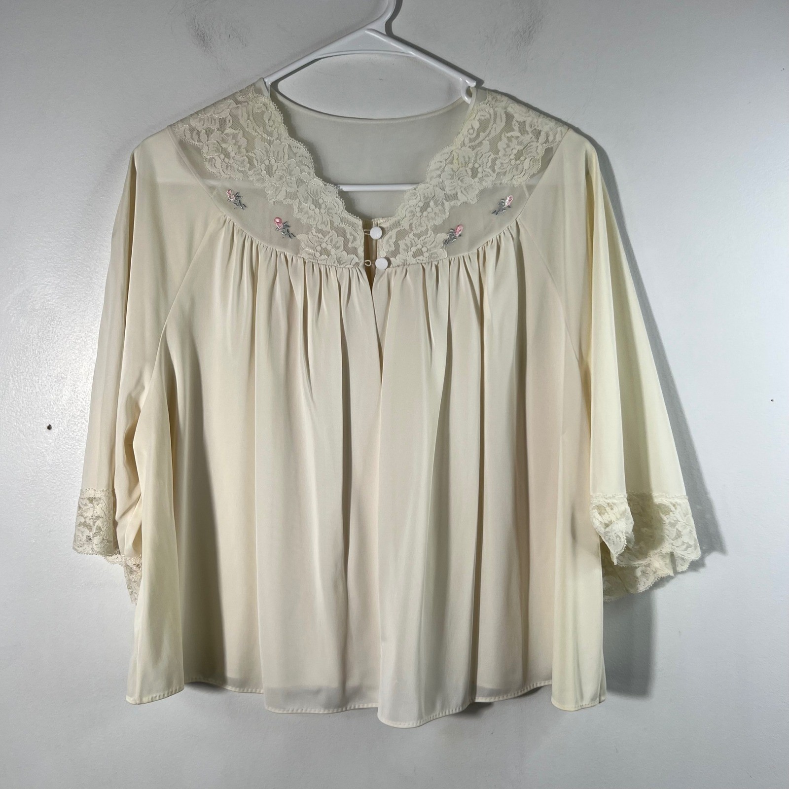 Vintage 60’s Shadowline Nylon Bed Jacket Top Off White L/XL Short Sleeves