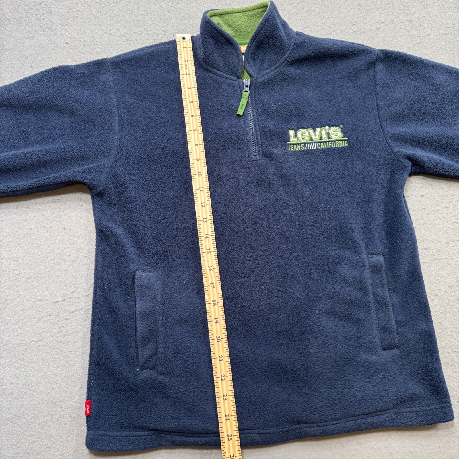 Vintage Levi’s Sweater Women’s M 12/14 Navy Blue 1/4 Zip Red Tab Fleece Pullover