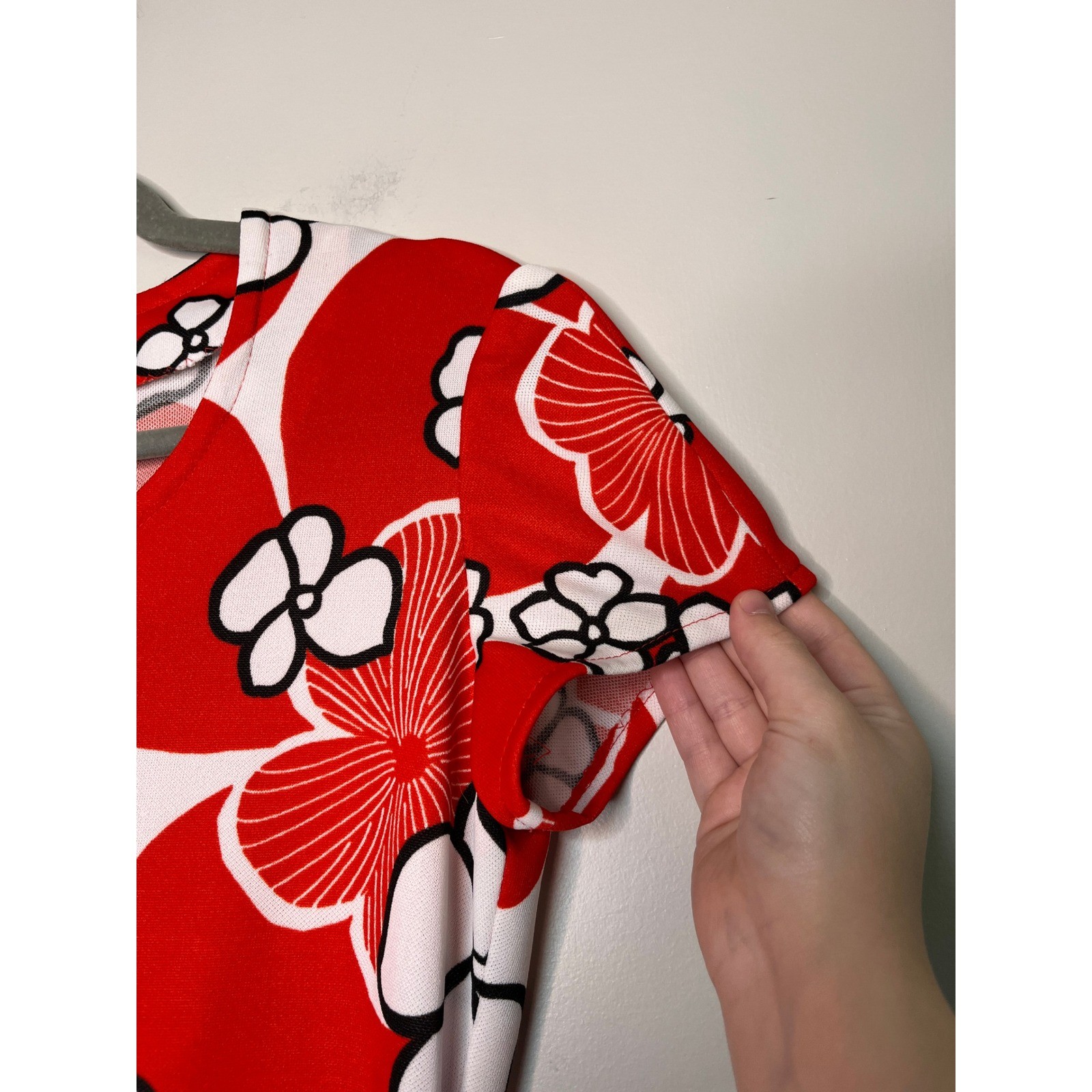 1970s Red Black White Floral Maximalist Psychedelic Disco Groovy Midi Dress M