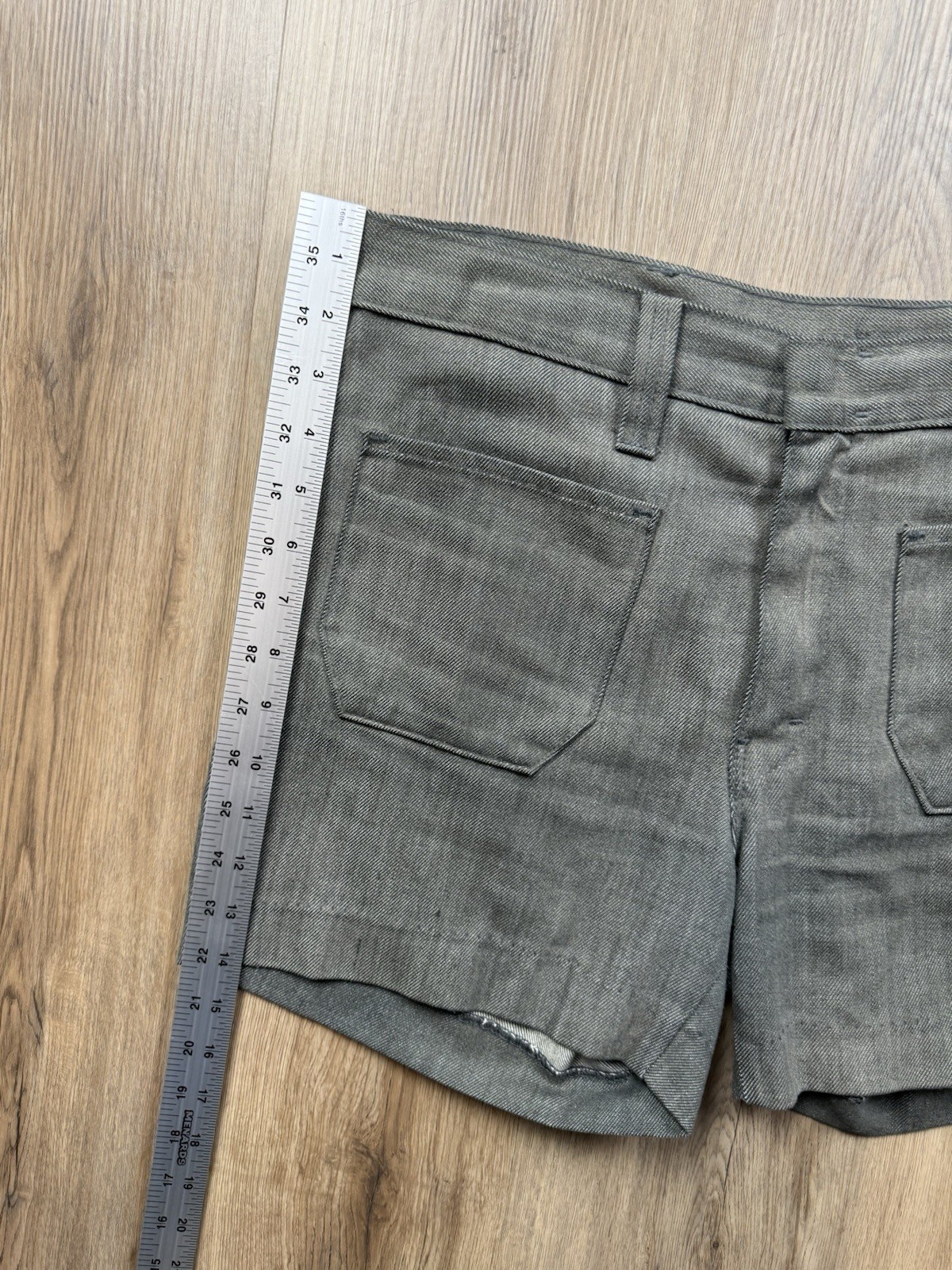 70’s VINTAGE Mann Cut Off Brush Shorts Size 32 Hippie Denim Grunge
