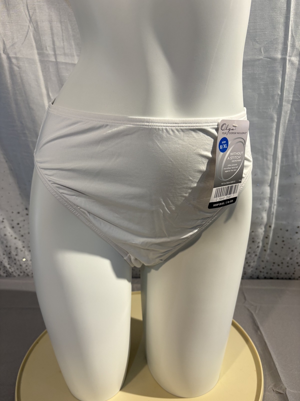 OLGA vintage NWT WHITE Without a Stitch microfiber Brief size 8/XL