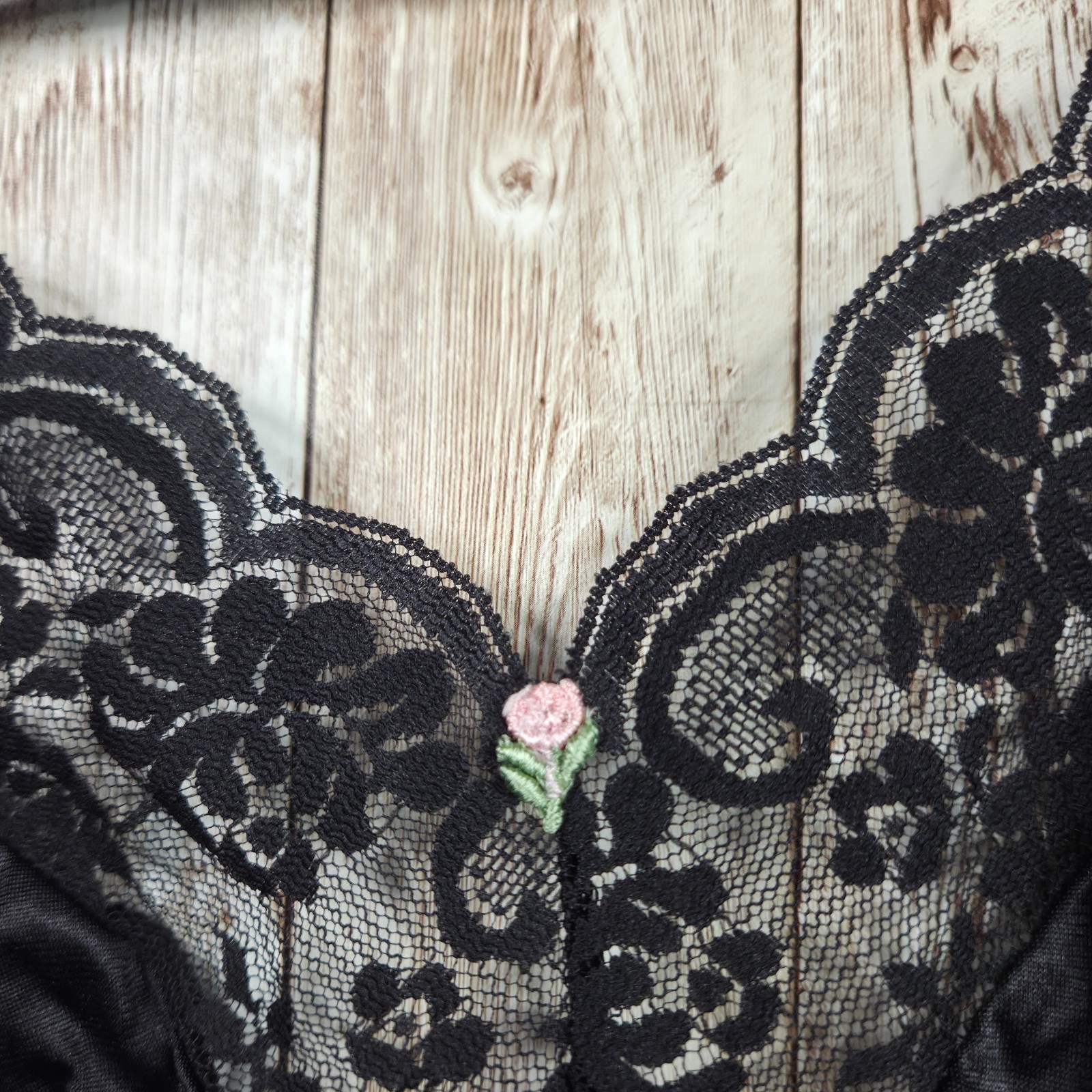 Vintage CHANTILLY Maidenform Black Teddy One Piece Lingerie Size 32 Satin Lace
