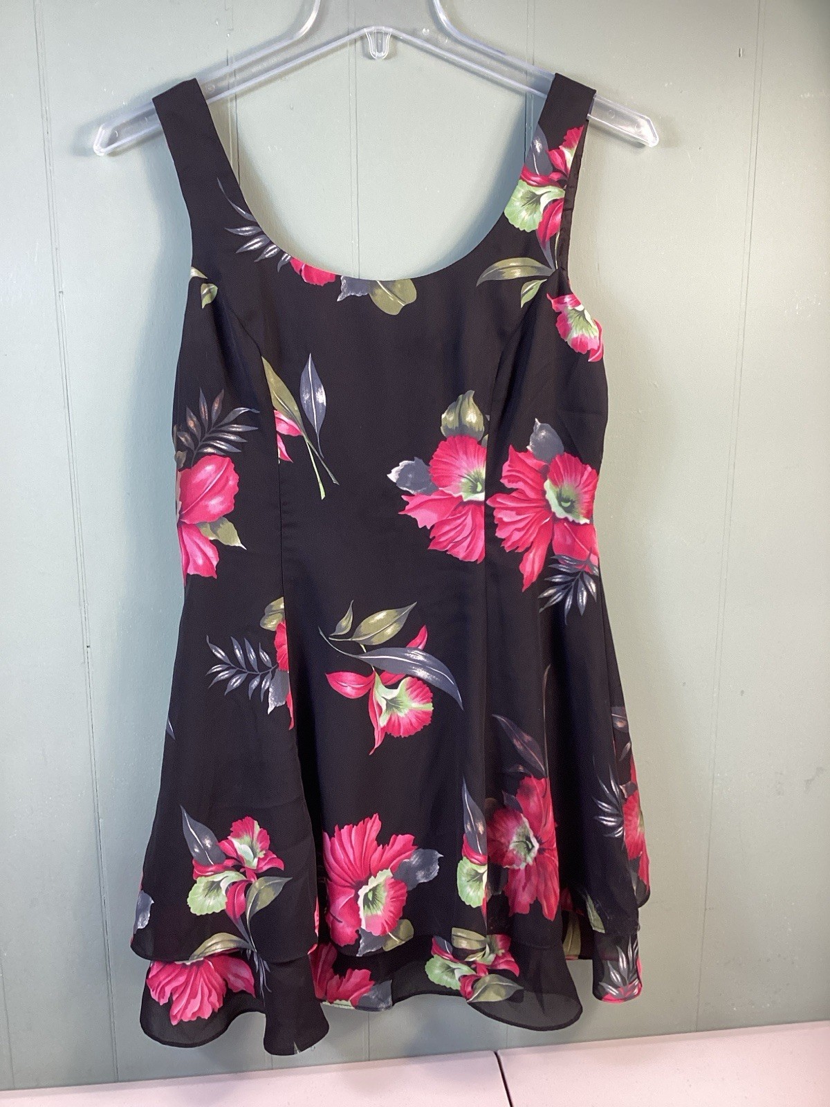 Hampton Nites Petites Vintage 90s Pink Floral Tiered Cocktail Dress Black Sz 10