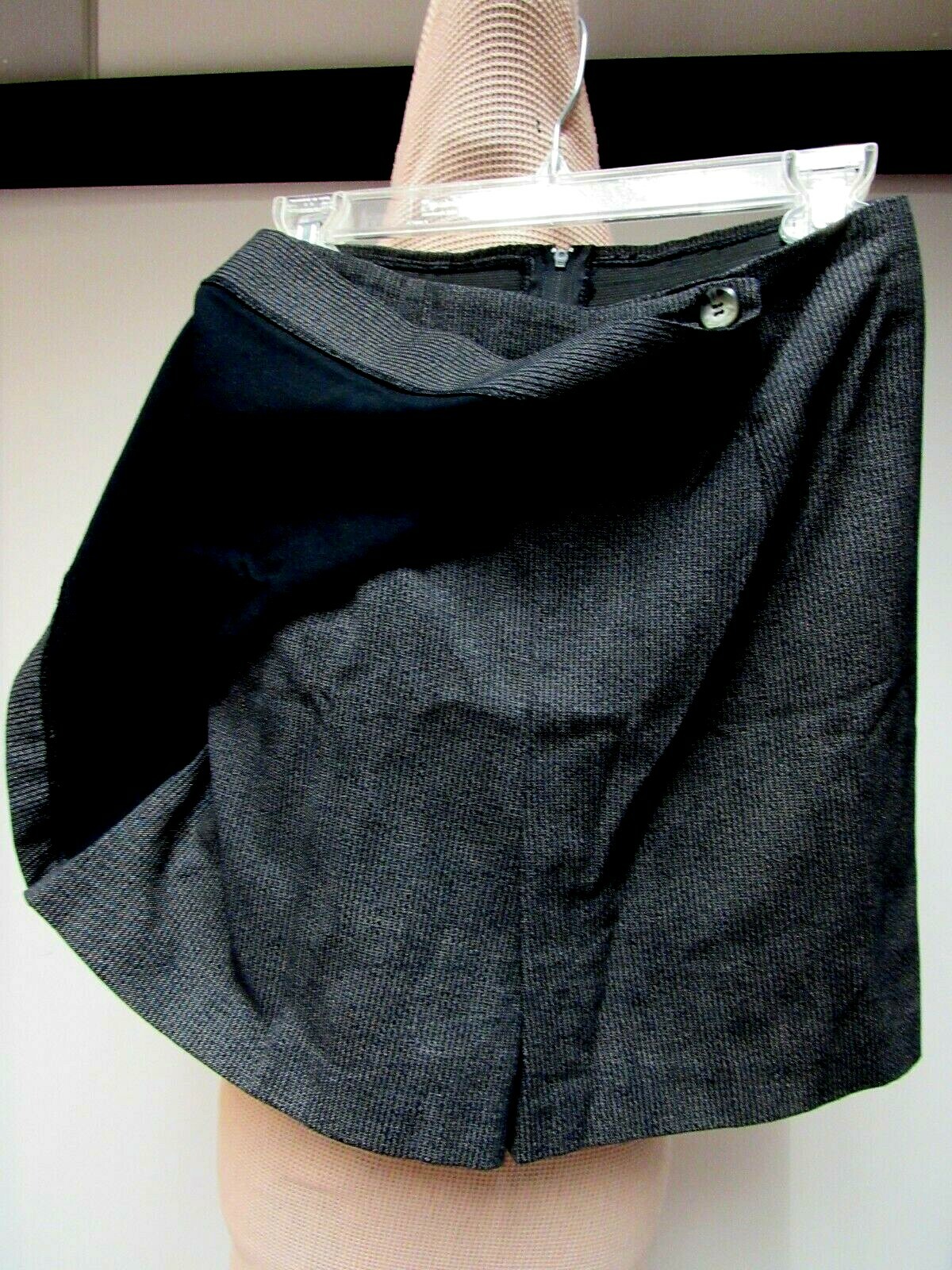 VTG ALL THAT JAZZ Flat Front Skort Shorts Pinstripe Charcoal Gray Black 9/10 EUC
