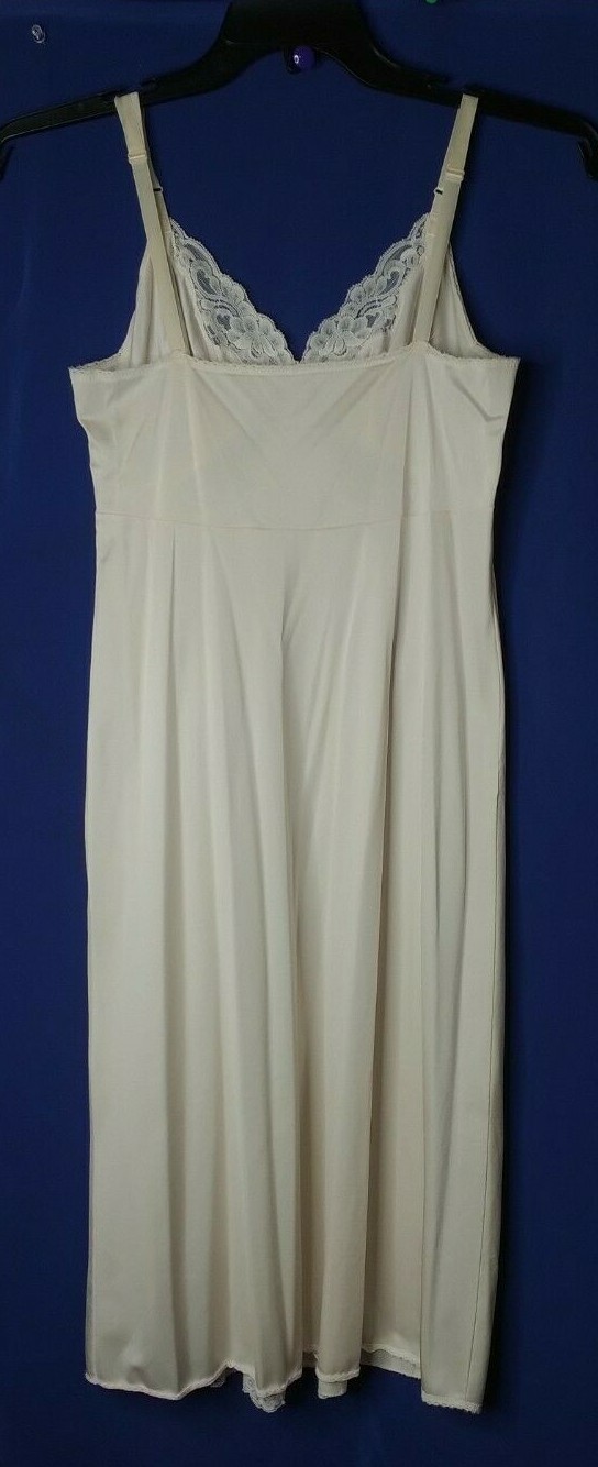 VINTAGE SHADOWLINE FULL SLIP SHEER LACY BUST RIBBON STRAPS SIZE 34 SMALL