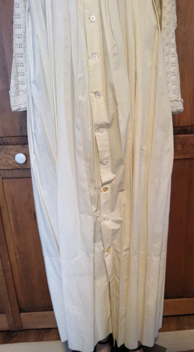 1900s Edwardian May C. Wright Ivory 100% Cotton Night Gown Crochet Long Sleeve