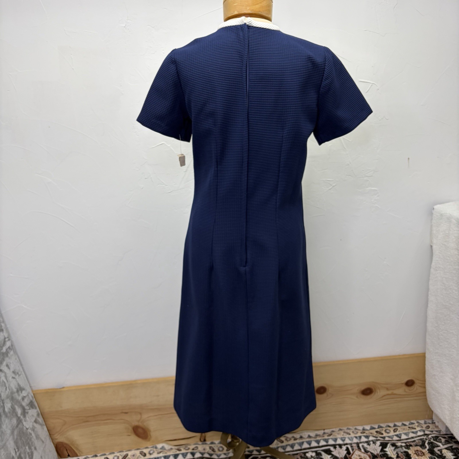 Vintage Womens 60’s Mod A-Line Dress 14T Navy White Keyhole Pinup Union Made NEW