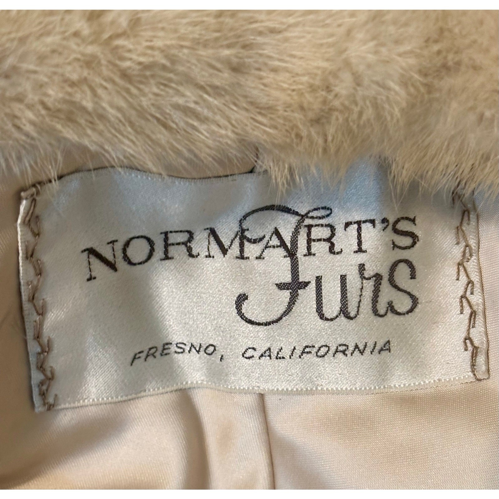 Vintage 50s 60s Ivory Mink Fur Stole Norman’s Furs Fresno Blonde Bridal Wrap EUC